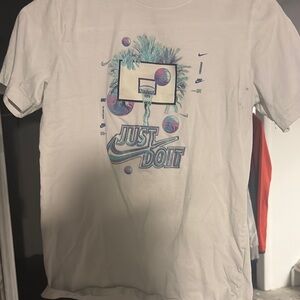 Nike Just Do It Graphic T-Shirt